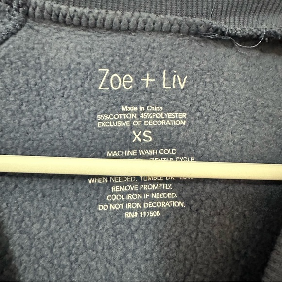 Zoe + Liv USA sweatshirt - Picture 2 of 3